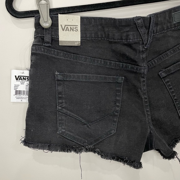 Vans NWT Destroyed black mini denim shorts size 5/27 - Picture 7 of 12
